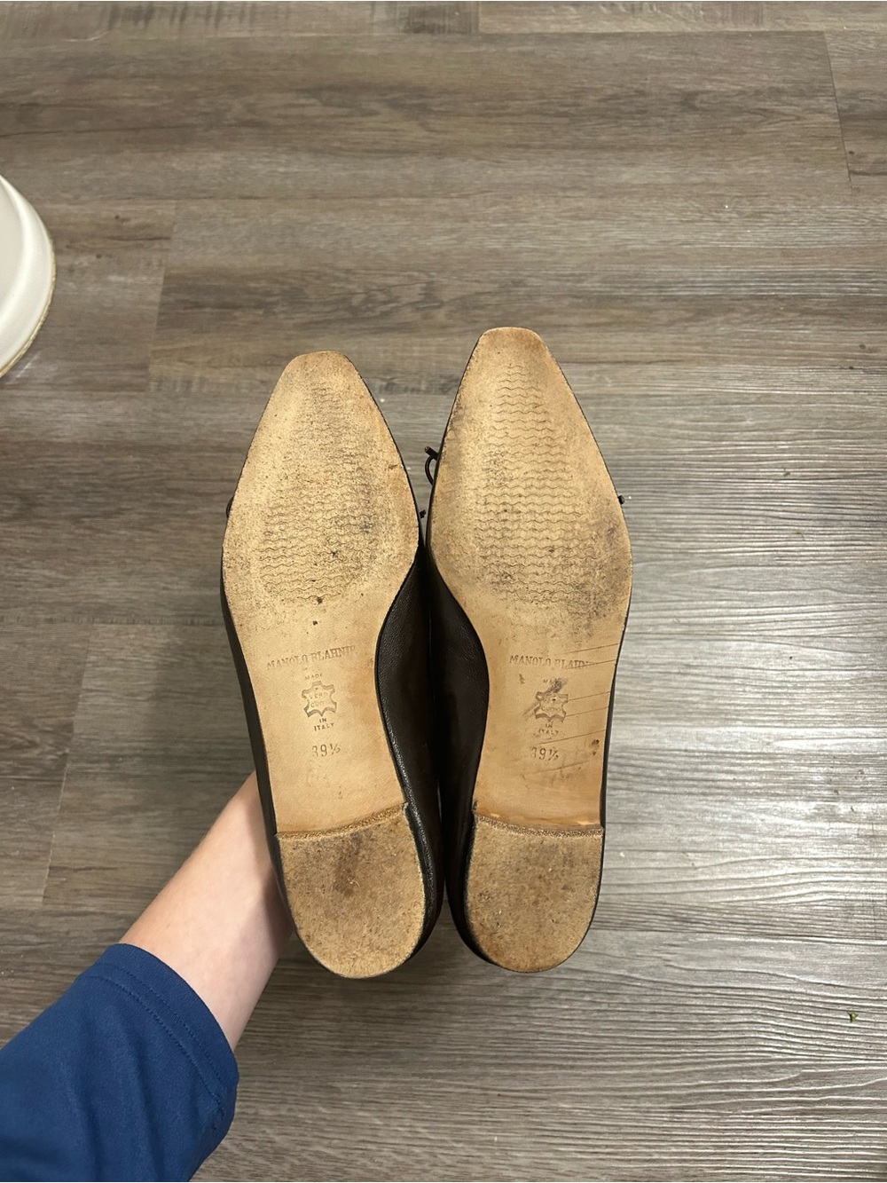 Manolo Blahnik Chocolate Brown Leather Bow Flats 39.5 - Picture 8 of 8